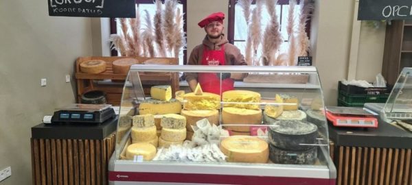 Курские фермеры участвуют в ярмарке на ВДНХ в Москве