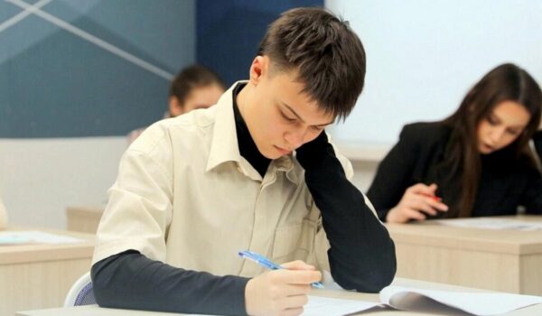 Центр «Успех» поможет школьникам из приграничья подготовиться к ЕГЭ