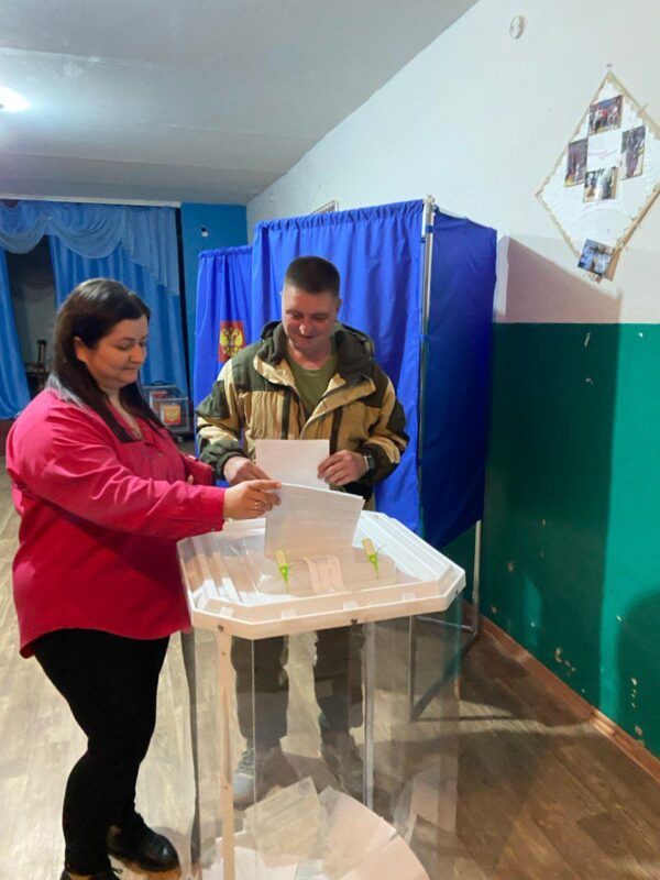 Продолжается досрочное голосование на выборах в Единый день голосования 14 сентября 2025 года.