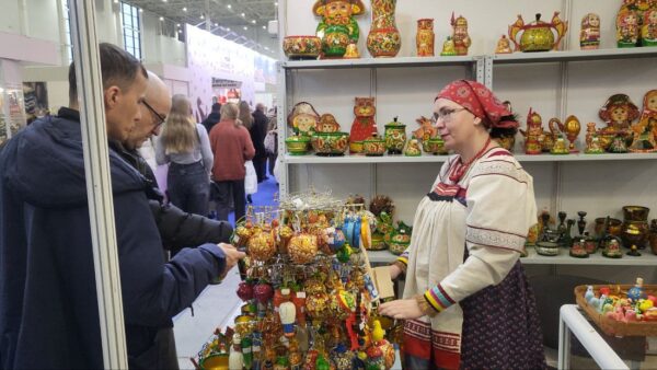 Предприниматели сферы креативных индустрий из Курской области представили свою продукцию в Москве